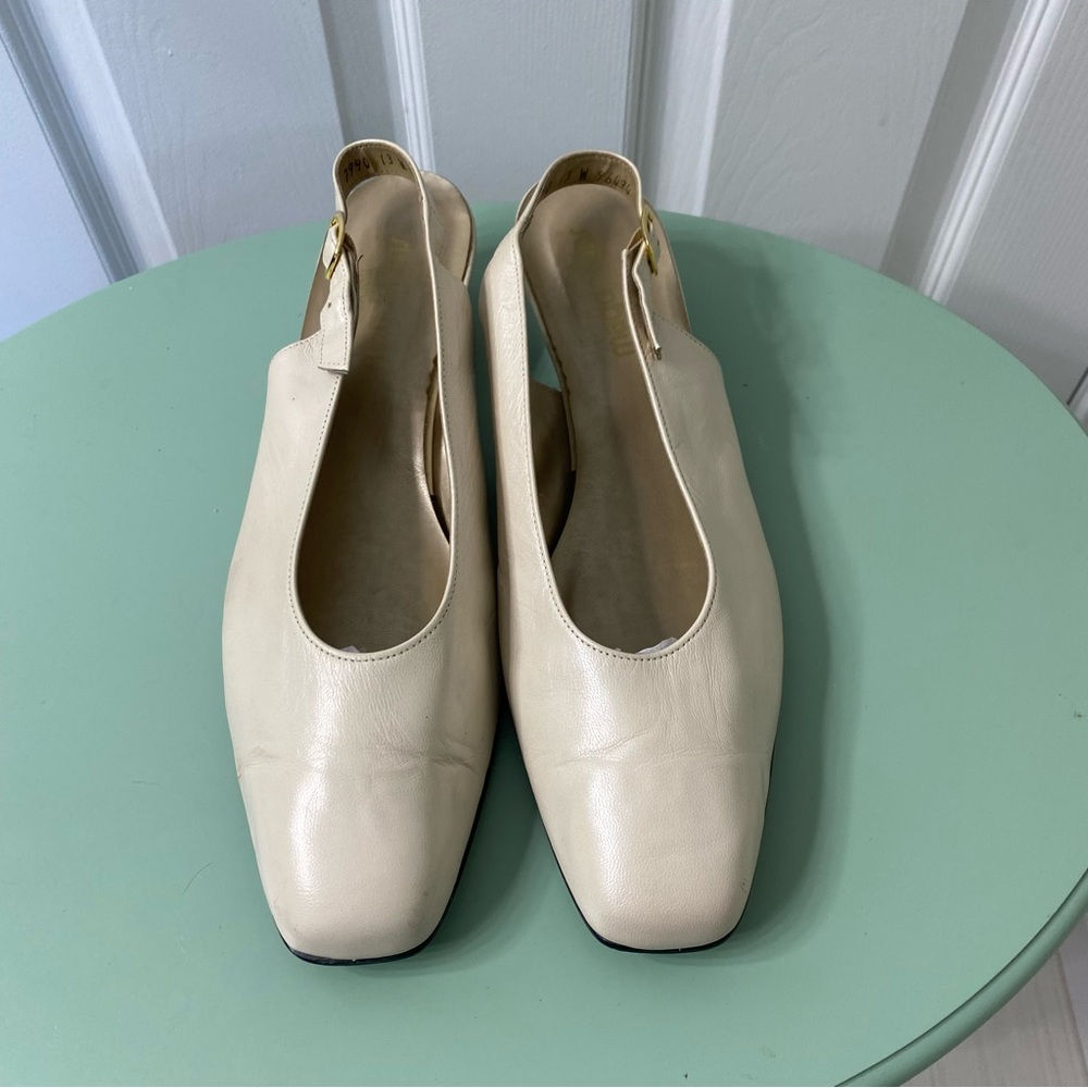 Vintage Ivory Bone Color Leather Magdesians USA Sling Back Pumps SZ 13 W